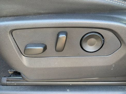 Used 2025 Chevrolet Silverado 2500 High Country w/ High Country Premium Package AWD/4WD image 17