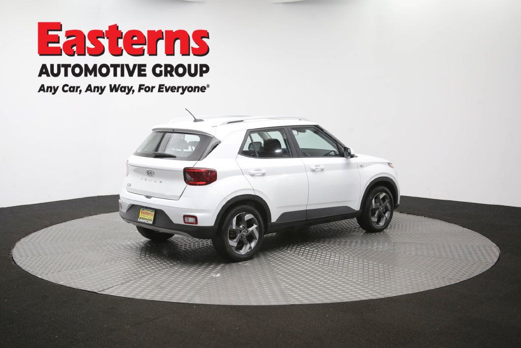 Used 2025 Hyundai Venue SEL FWD image 46