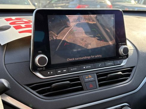 Used 2020 Nissan Altima 2.5 S image 9