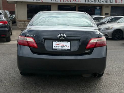 Used 2009 Toyota Camry LE image 4