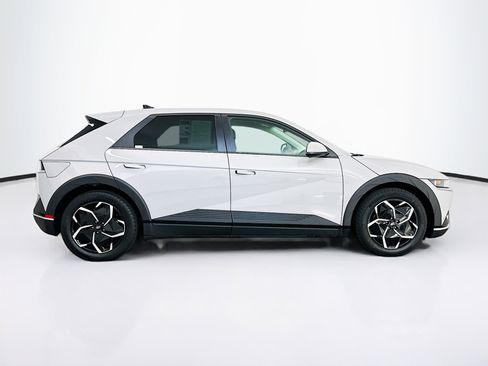 Used 2024 Hyundai Ioniq 5 SEL AWD/4WD image 10