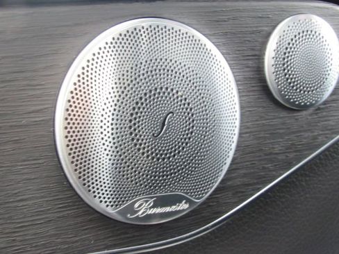 Used 2020 Mercedes-Benz C 300 Sedan w/ Premium Package image 12