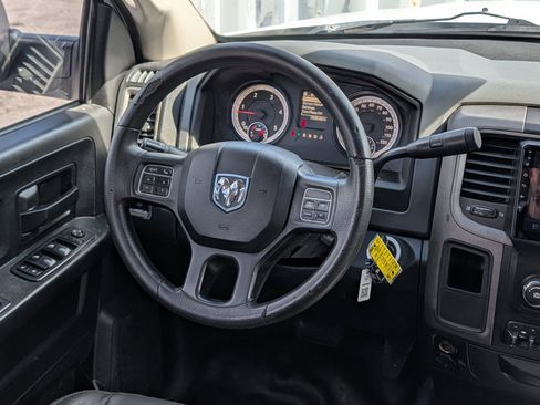 Used 2016 RAM 3500 Tradesman w/ Chrome Appearance Group RWD image 15