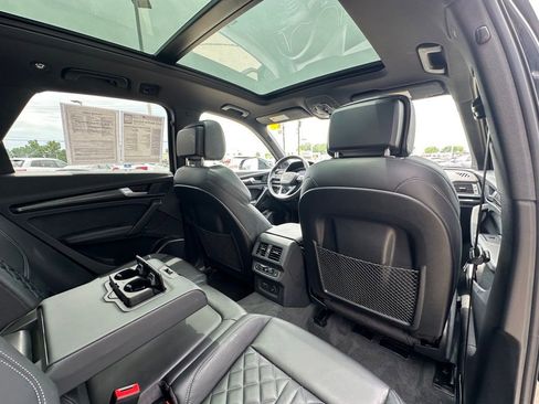 Used 2023 Audi SQ5 Prestige w/ Prestige Package AWD/4WD image 29