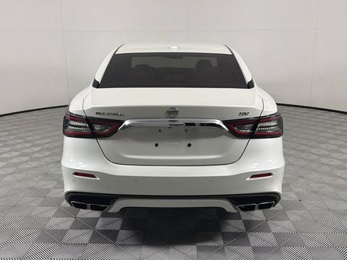 Used 2023 Nissan Maxima SV w/ Floor Mat Group FWD image 6
