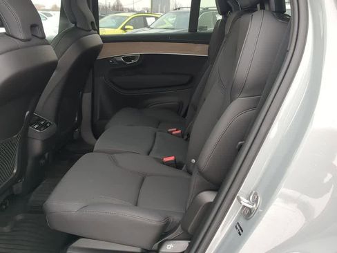 Certified 2026 Volvo XC90 B6 Plus w/ Protection Package Premier image 18