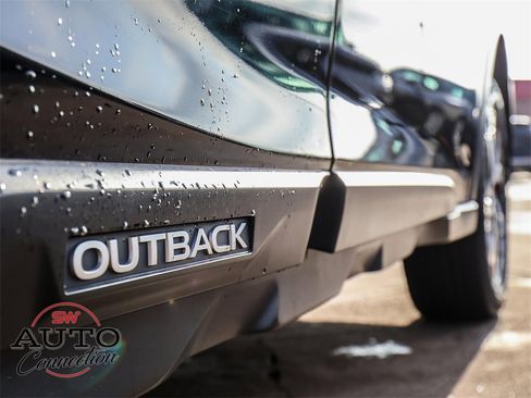 Used 2021 Subaru Outback Limited XT image 10