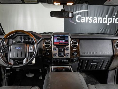 Used 2016 Ford F250 Platinum w/ FX4 Off-Road Package image 14