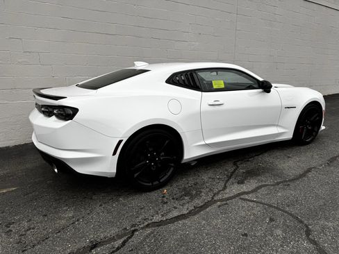 Used 2023 Chevrolet Camaro LT w/ Redline Edition image 8