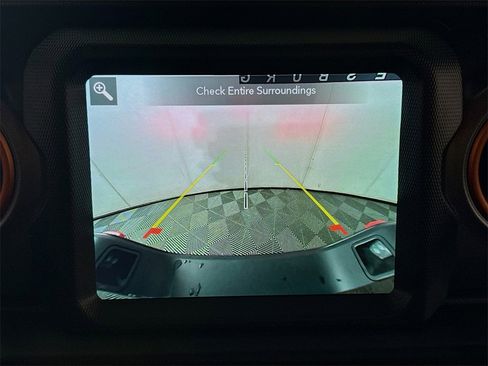 Used 2023 Jeep Gladiator Mojave w/ Cold Weather Group image 14