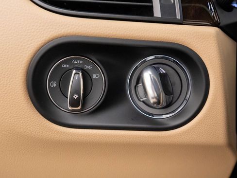 New 2026 Porsche Macan image 20