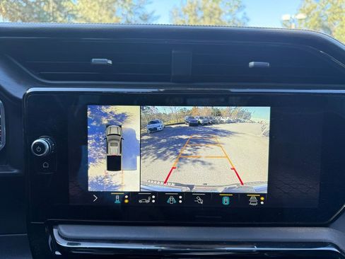 Used 2022 GMC Sierra 1500 AT4X image 22