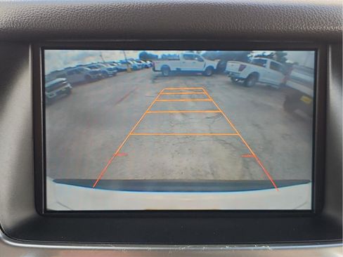 Used 2015 Chevrolet Suburban LT RWD image 14