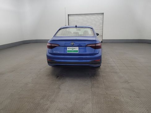 Used 2023 Volkswagen Jetta Sport image 7