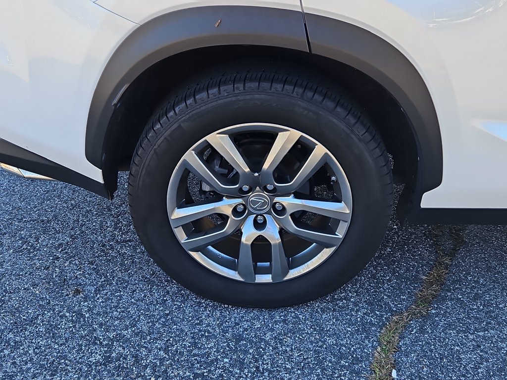 Used 2016 Lexus NX 200t AWD w/ Premium Package image 9