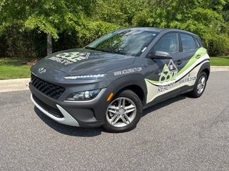 Used 2023 Hyundai Kona SE FWD video 1