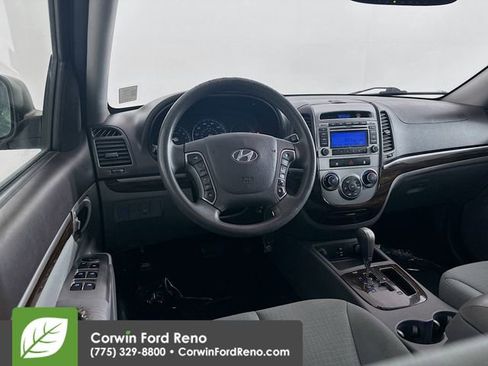 Used 2012 Hyundai Santa Fe GLS image 20