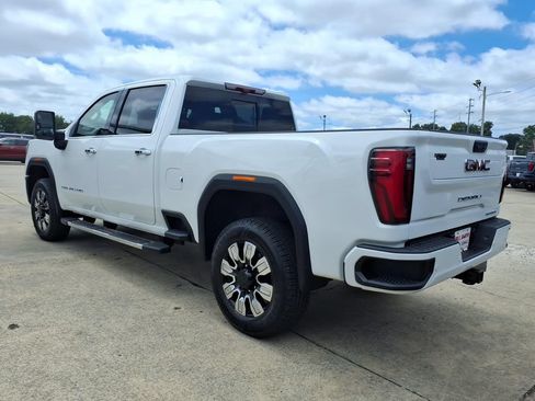 Used 2024 GMC Sierra 2500 Denali w/ Denali Reserve Package AWD/4WD image 5