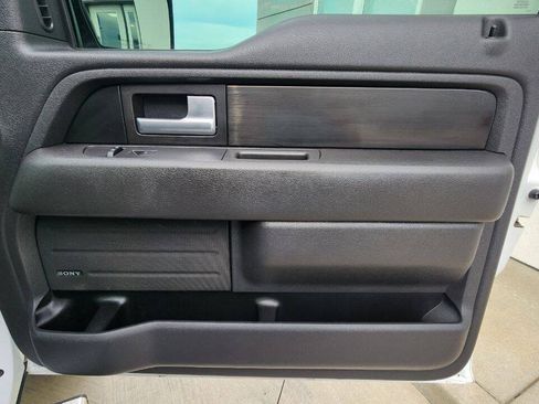 Used 2014 Ford F150 FX4 w/ Equipment Group 402A Luxury AWD/4WD image 18