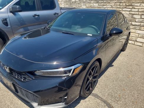 Used 2025 Honda Civic Sport image 8