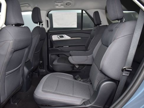 New 2026 Ford Explorer Active AWD/4WD image 10
