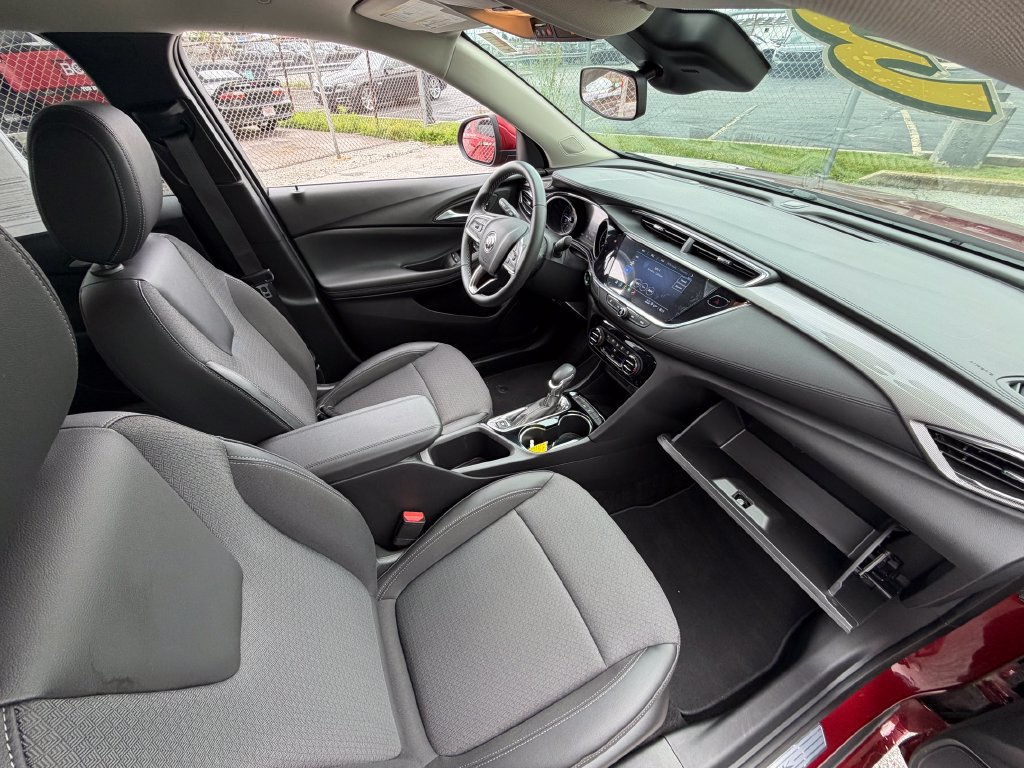Used 2023 Buick Encore GX Select w/ Sport Touring Package FWD image 17
