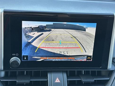 Used 2025 Toyota RAV4 XLE w/ Convenience Package image 18