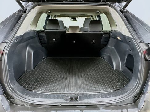 Used 2019 Toyota RAV4 XLE image 29