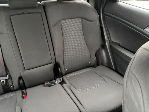 Used 2025 Kia Sportage LX FWD image 36