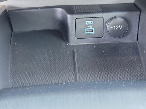 Certified 2023 Ford Escape Active AWD/4WD image 23