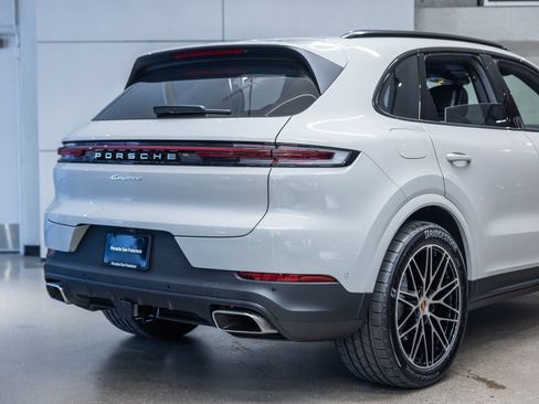 New 2026 Porsche Cayenne AWD/4WD image 26