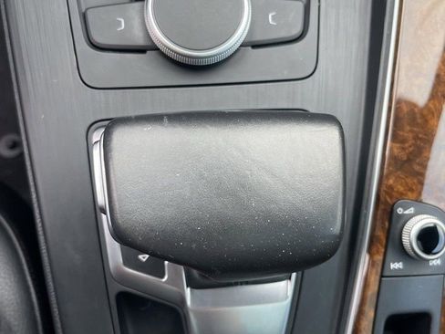 Used 2019 Audi A5 2.0T Premium image 18