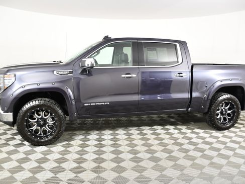 Used 2025 GMC Sierra 1500 SLT AWD/4WD image 9