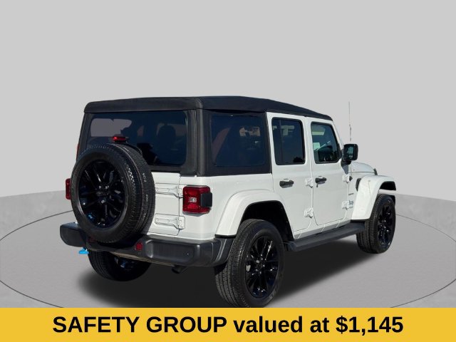 Used 2022 Jeep Wrangler Unlimited Sahara w/ Safety Group AWD/4WD image 3