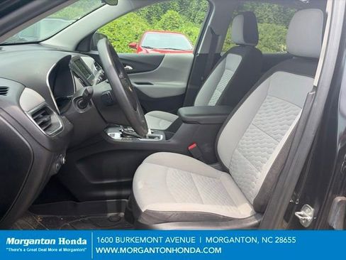 Used 2020 Chevrolet Equinox LS w/ LS Convenience Package AWD/4WD image 12