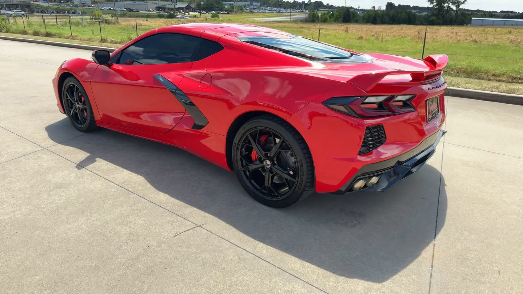 Used 2020 Chevrolet Corvette Stingray Coupe w/ Z51 Performance Package RWD image 7