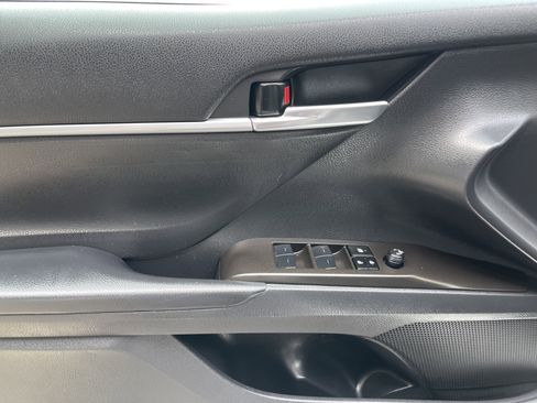 Used 2023 Toyota Camry LE FWD image 13