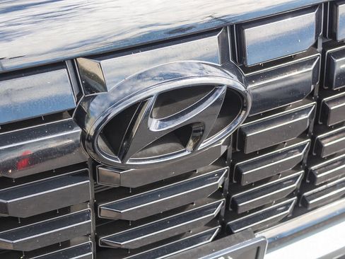 Used 2025 Hyundai Palisade SEL FWD image 11