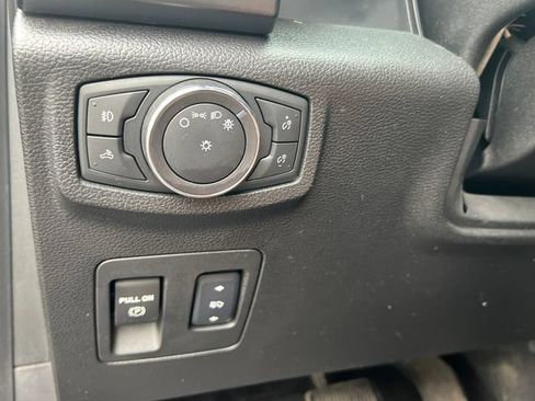 Used 2018 Ford F150 XLT w/ Equipment Group 302A Luxury RWD image 34