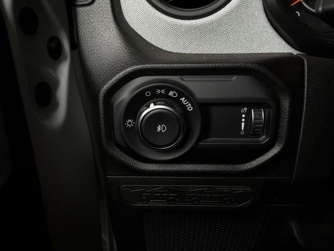 Used 2025 Jeep Wrangler Unlimited Sport AWD/4WD image 18