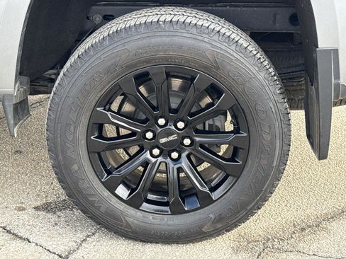 Used 2022 GMC Canyon Elevation w/ Trailering Package image 9