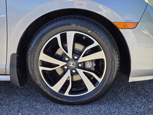 Used 2019 Honda Odyssey Elite image 4