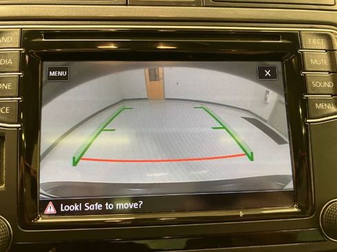 Used 2017 Volkswagen Tiguan Wolfsburg Edition image 32