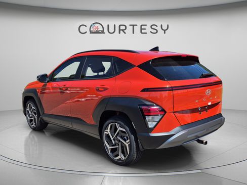 New 2026 Hyundai Kona SEL Premium FWD image 3