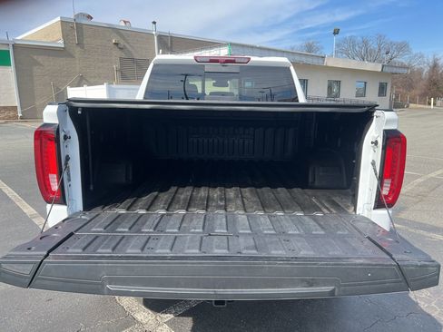 Used 2023 GMC Sierra 1500 Denali image 12