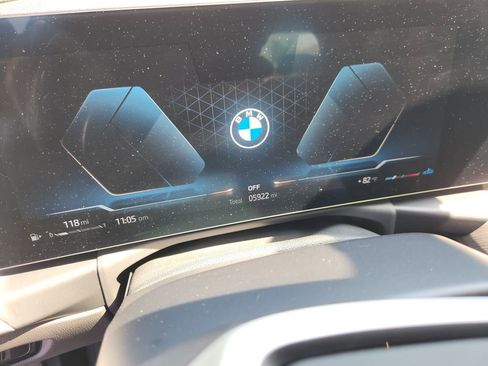 Used 2025 BMW 330i Sedan image 5