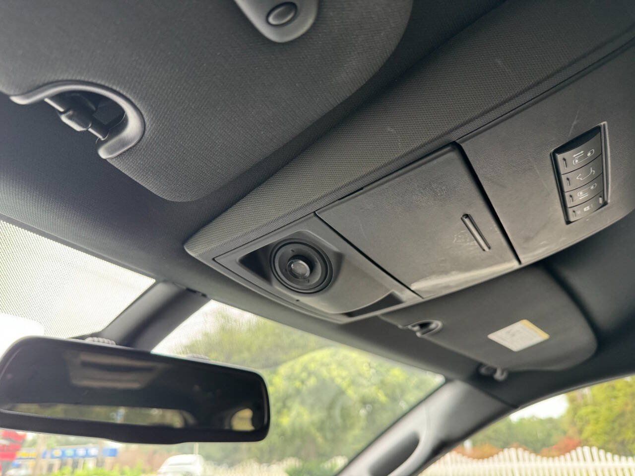 Used 2019 Dodge Grand Caravan SXT w/ Driver Convenience Group FWD image 24