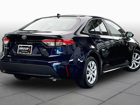 Used 2022 Toyota Corolla LE FWD image 13