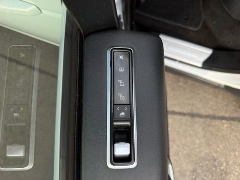 Used 2020 Land Rover Range Rover image 49