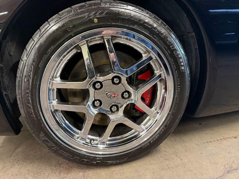 Used 2002 Chevrolet Corvette Z06 w/ Memory Pkg image 24